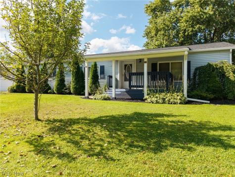 14 Lakeview Court Lagrange OH 44050