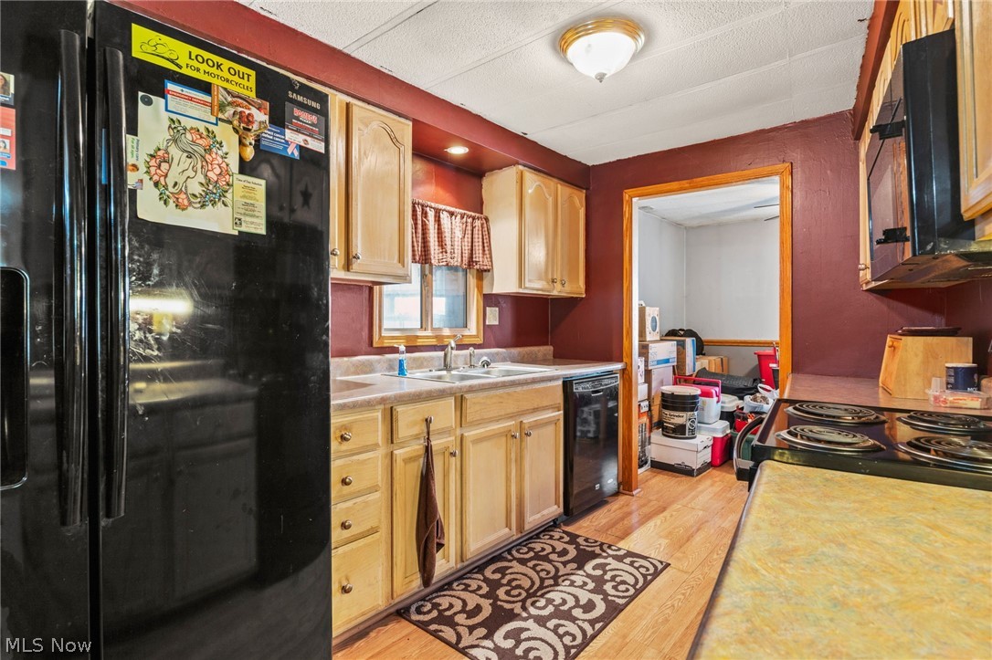 14 Lakeview Court Lagrange OH 44050