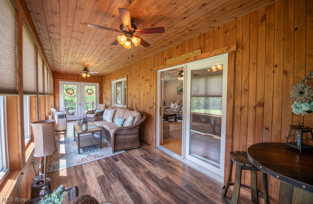 48800 Foxes Bottom Road Cadiz OH 43907