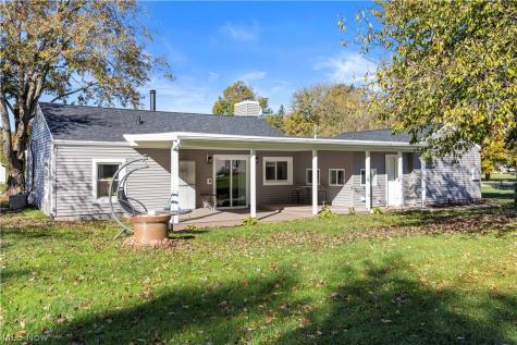 7833 Baumhart Road Amherst OH 44001
