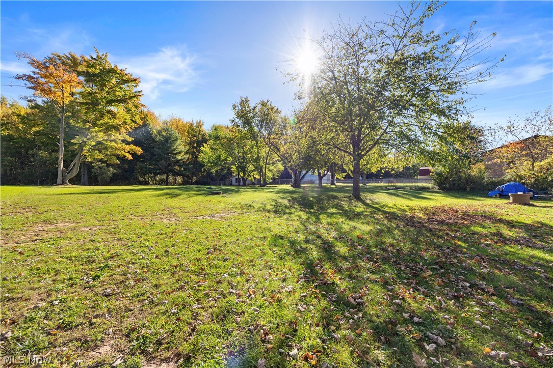 7833 Baumhart Road Amherst OH 44001