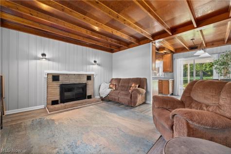 7833 Baumhart Road Amherst OH 44001