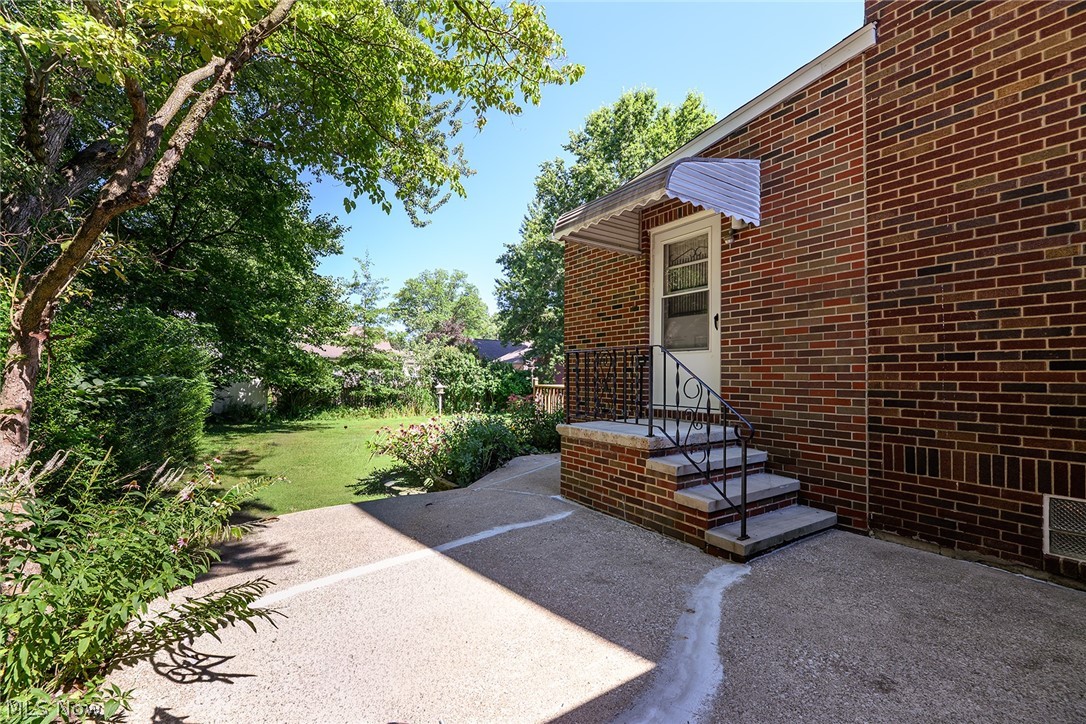 1533 18th Street Cuyahoga Falls OH 44223