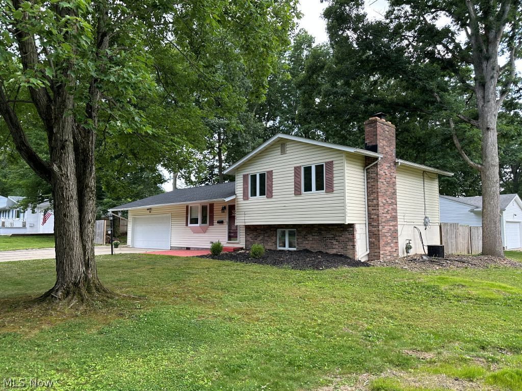 2440 Norman Drive Stow OH 44224