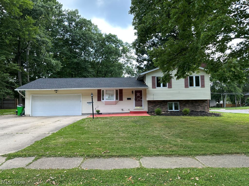 2440 Norman Drive Stow OH 44224