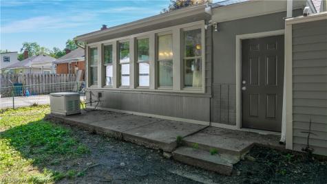 2771 W 230th Street North Olmsted OH 44070