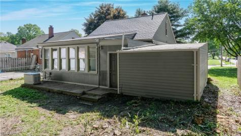 2771 W 230th Street North Olmsted OH 44070