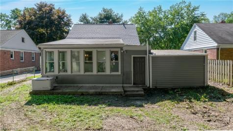 2771 W 230th Street North Olmsted OH 44070