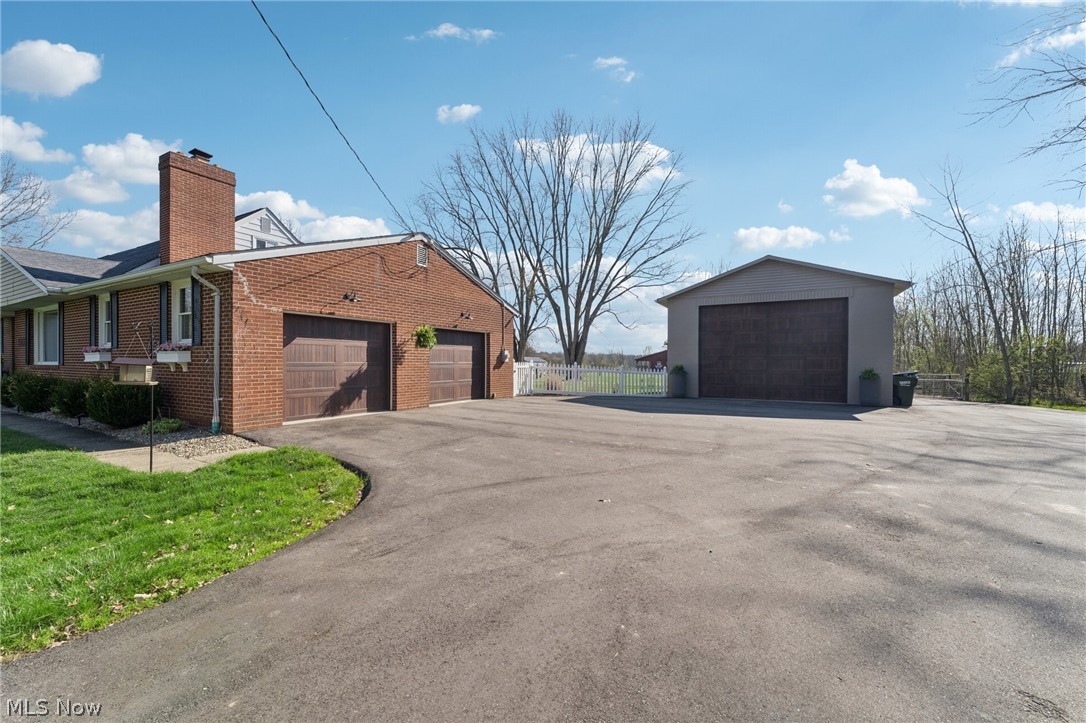 10636 Clapsaddle Avenue NE Alliance OH 44601