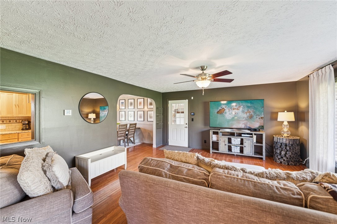 10636 Clapsaddle Avenue NE Alliance OH 44601