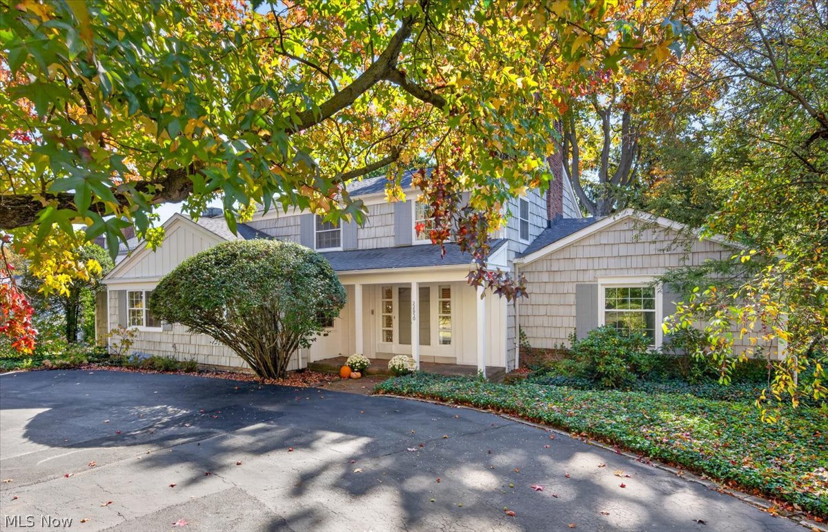 22850 Canterbury Lane Shaker Heights OH 44122