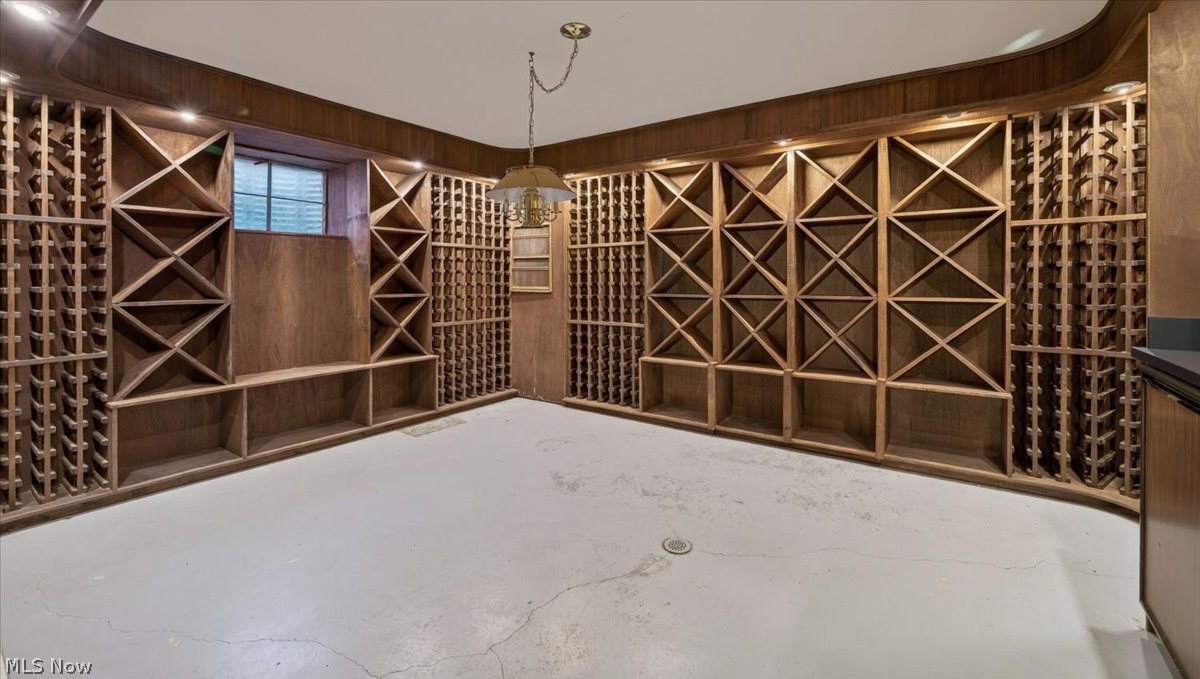 22850 Canterbury Lane Shaker Heights OH 44122