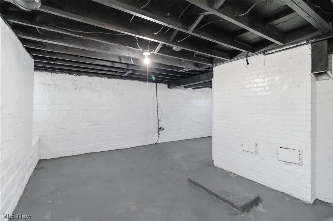 14020 Rexwood Avenue Cleveland OH 44105