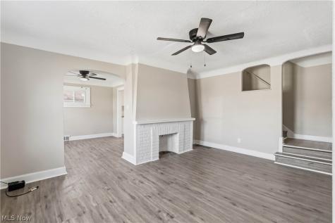 14020 Rexwood Avenue Cleveland OH 44105