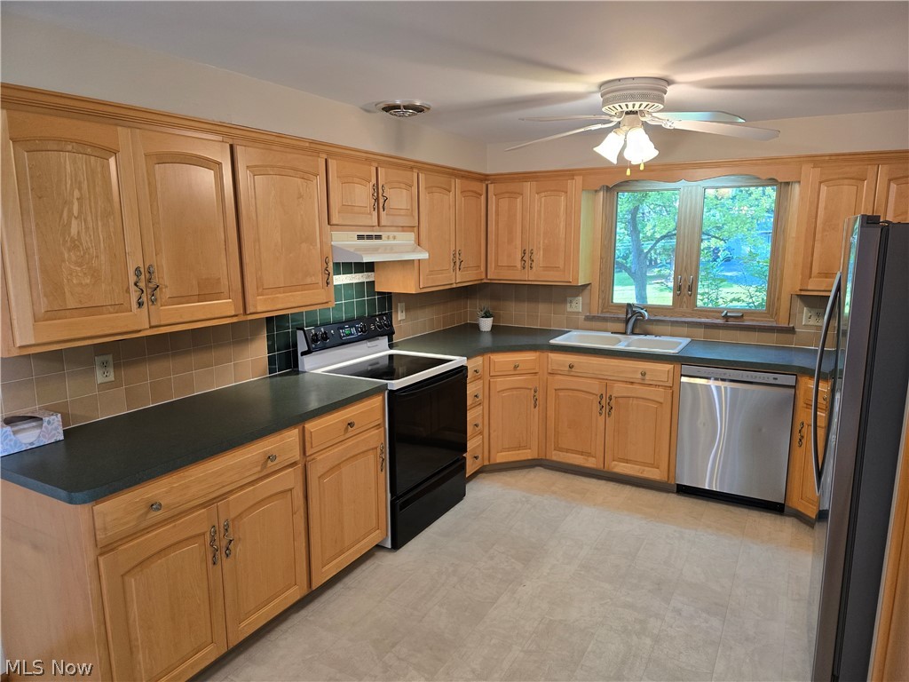 826 E Highland Avenue Wooster OH 44691