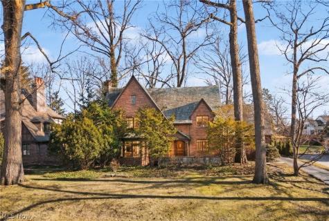 3119 Highland Drive Silver Lake OH 44224