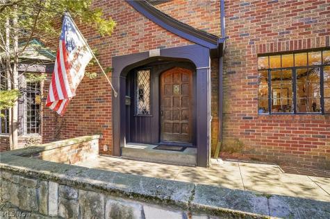 3119 Highland Drive Silver Lake OH 44224