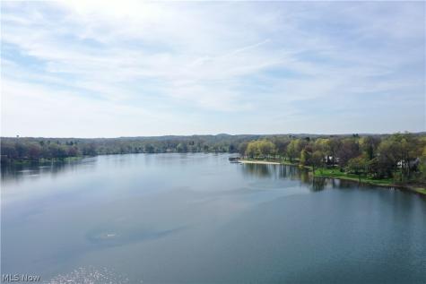 3119 Highland Drive Silver Lake OH 44224