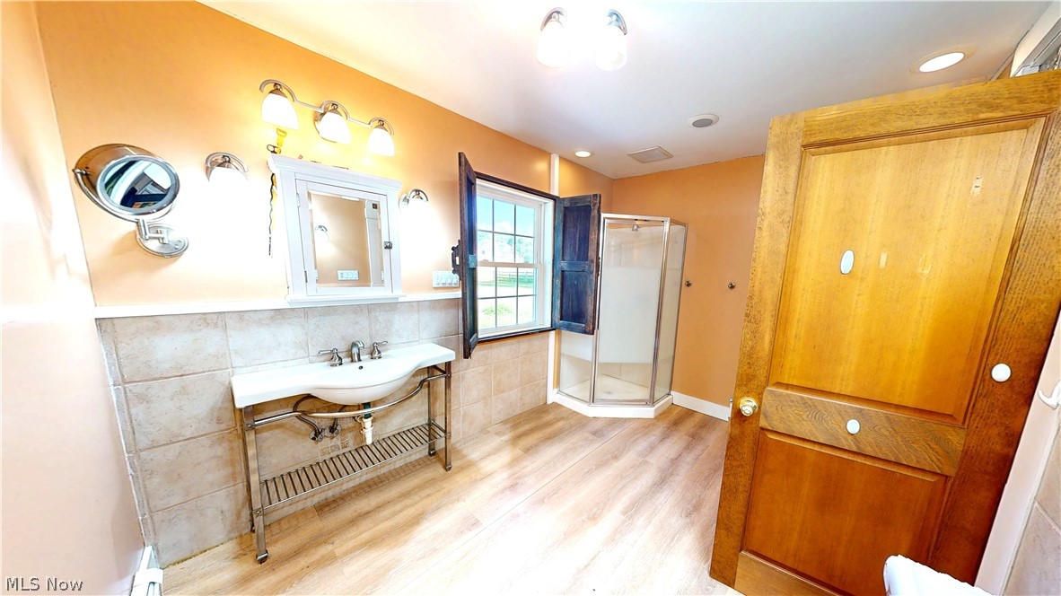 9601 Metcalf Road Waite Hill OH 44094