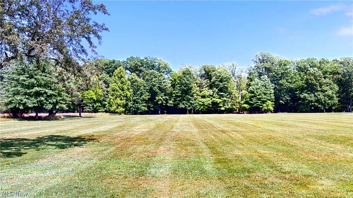 9601 Metcalf Road Waite Hill OH 44094