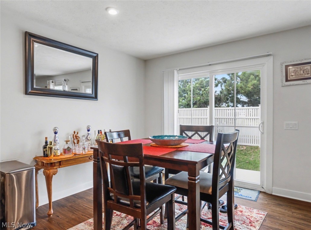 346 Lakewick Lane Willowick OH 44095
