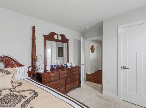 346 Lakewick Lane Willowick OH 44095
