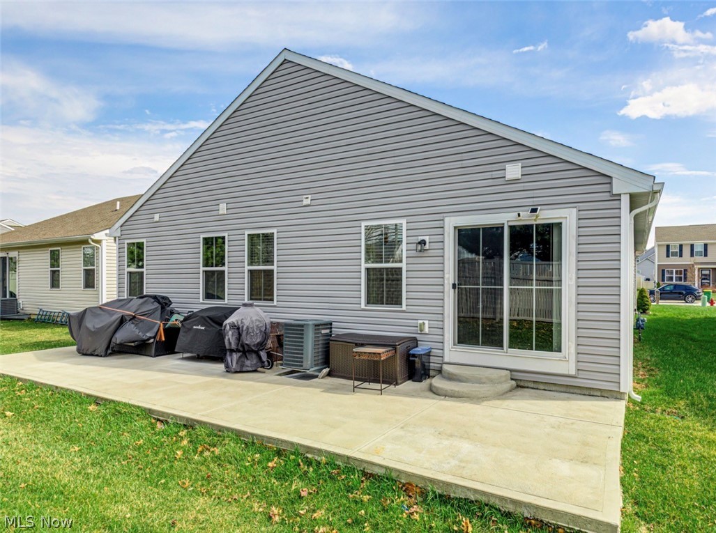 346 Lakewick Lane Willowick OH 44095