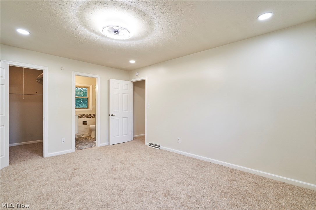 4368 Norona Drive Cuyahoga Falls OH 44224