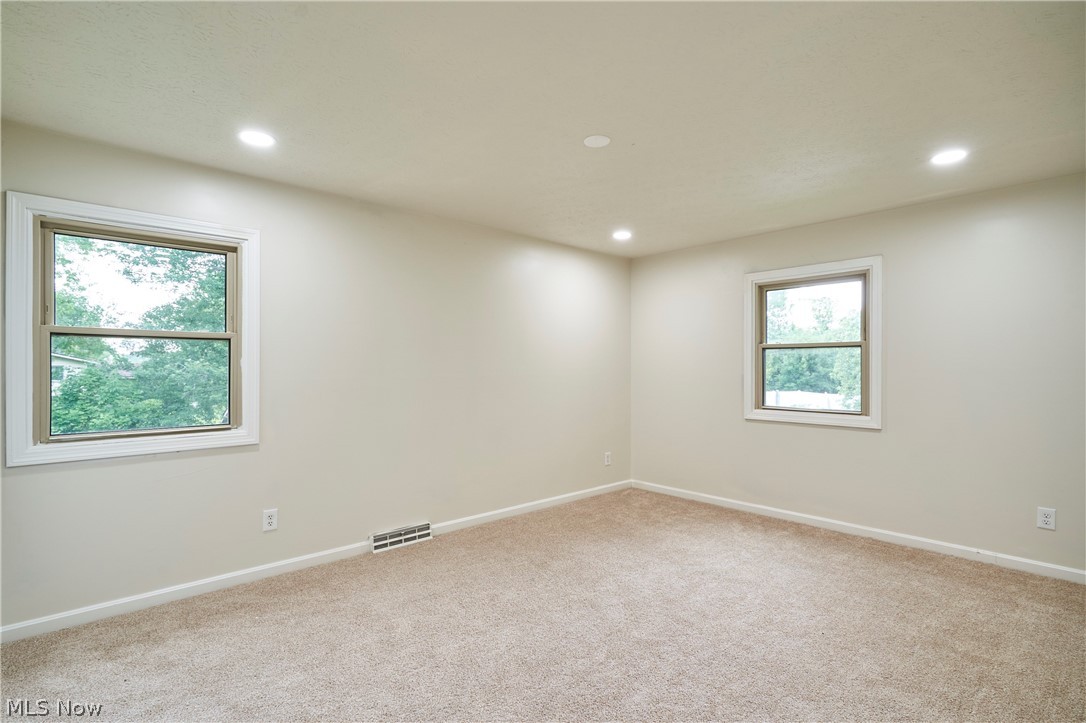 4368 Norona Drive Cuyahoga Falls OH 44224