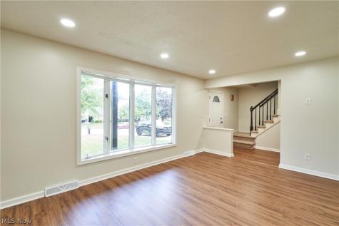 4368 Norona Drive Cuyahoga Falls OH 44224