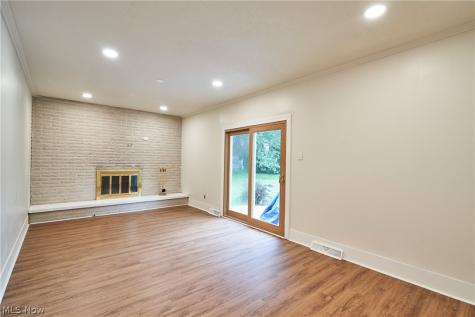 4368 Norona Drive Cuyahoga Falls OH 44224