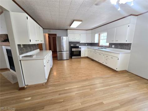 1007 Colegate Drive Marietta OH 45750