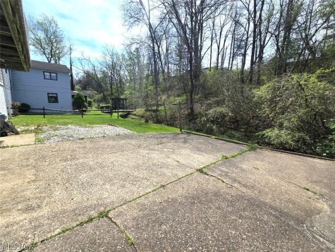 1007 Colegate Drive Marietta OH 45750