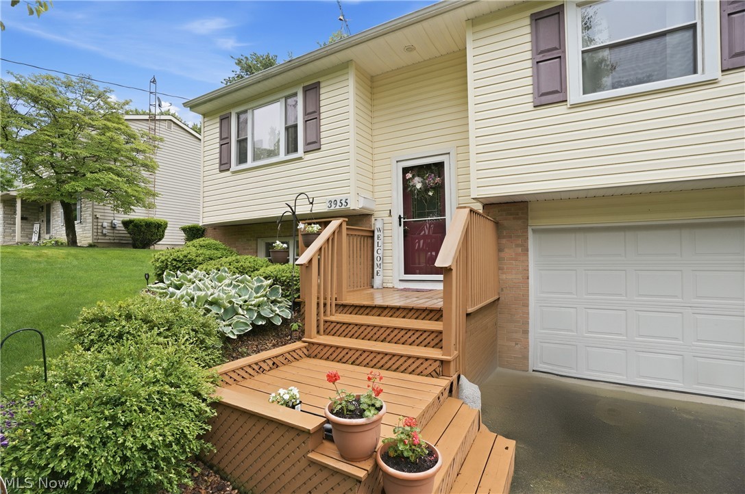3955 Dunbar Street Austintown OH 44515