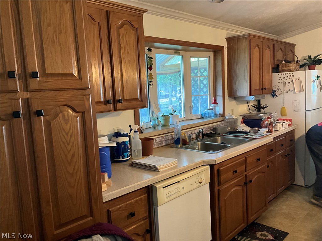 49 Cedar Street New London OH 44851