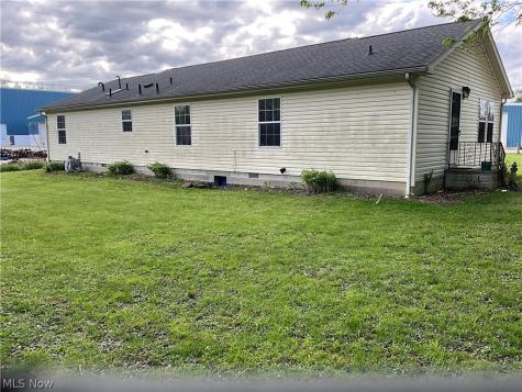 49 Cedar Street New London OH 44851