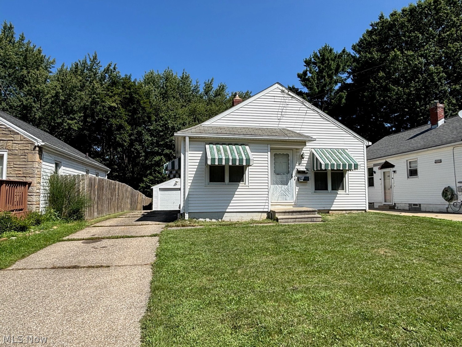 761 Marie Avenue Akron OH 44314