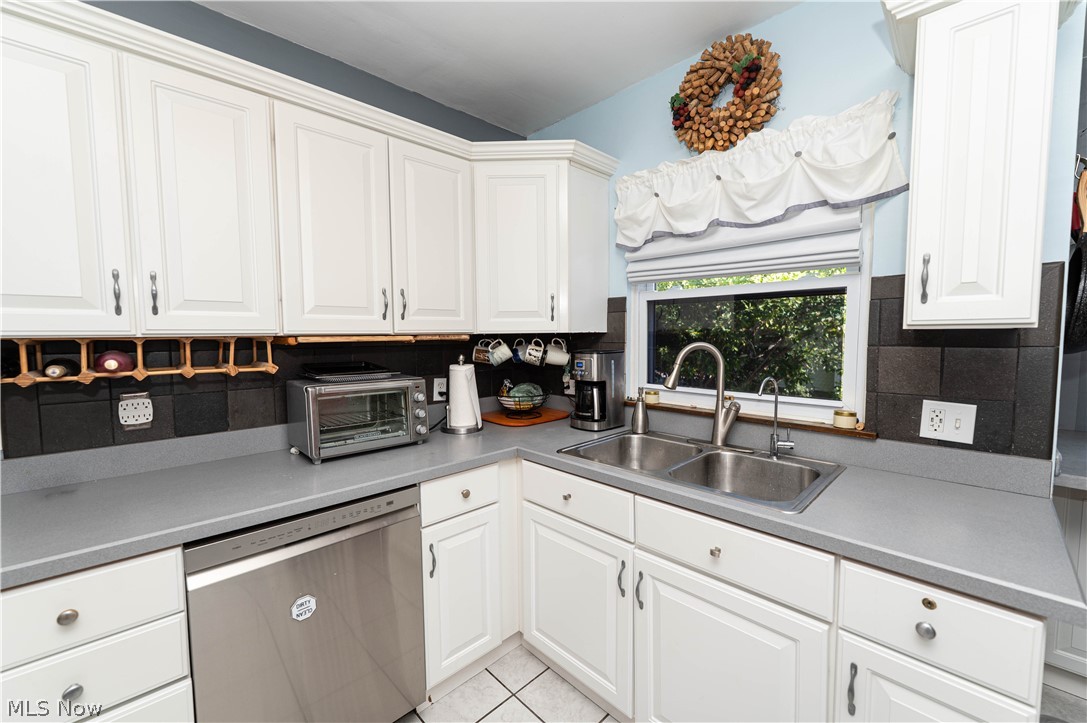 1684 S Green Road South Euclid OH 44121