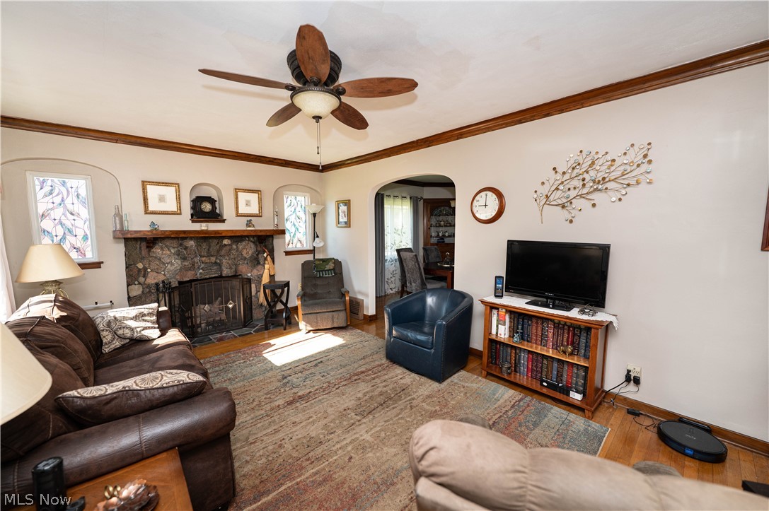 1684 S Green Road South Euclid OH 44121