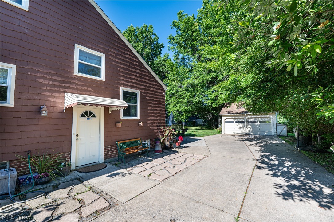 1684 S Green Road South Euclid OH 44121