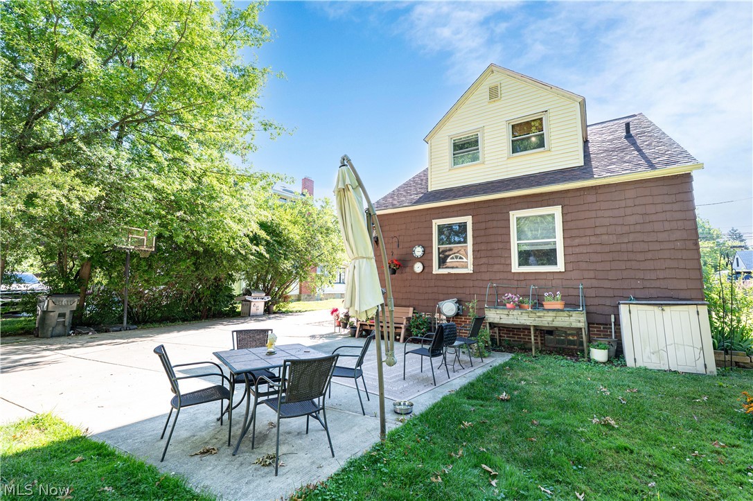 1684 S Green Road South Euclid OH 44121