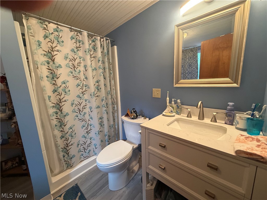 1088 Beachview Road Willoughby OH 44094
