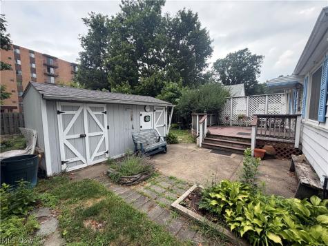 1088 Beachview Road Willoughby OH 44094