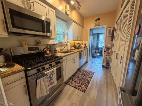 1088 Beachview Road Willoughby OH 44094