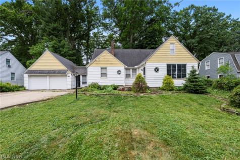 29408 Luxona Avenue Wickliffe OH 44092