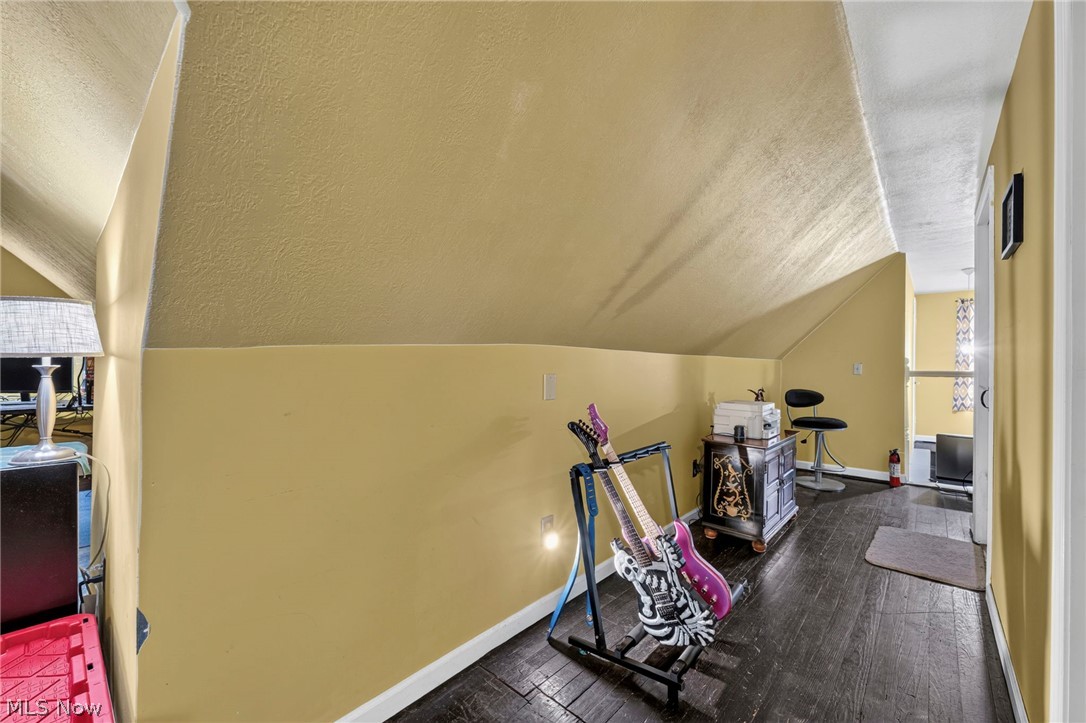 29408 Luxona Avenue Wickliffe OH 44092
