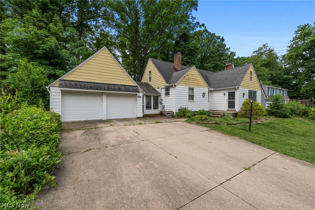 29408 Luxona Avenue Wickliffe OH 44092