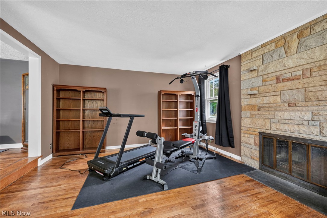 29408 Luxona Avenue Wickliffe OH 44092