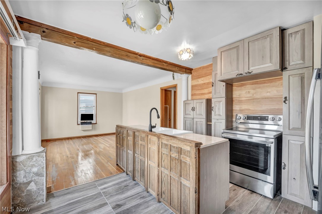 30213 Robert Street Wickliffe OH 44092