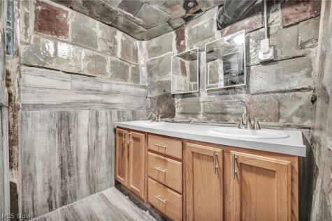 30213 Robert Street Wickliffe OH 44092
